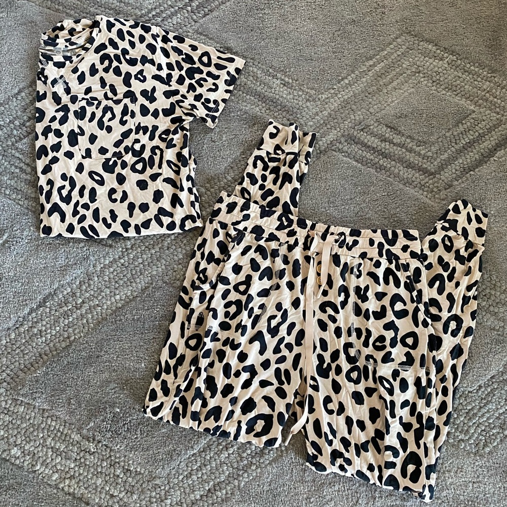 LATES BY KATE PJ SET ⭐️